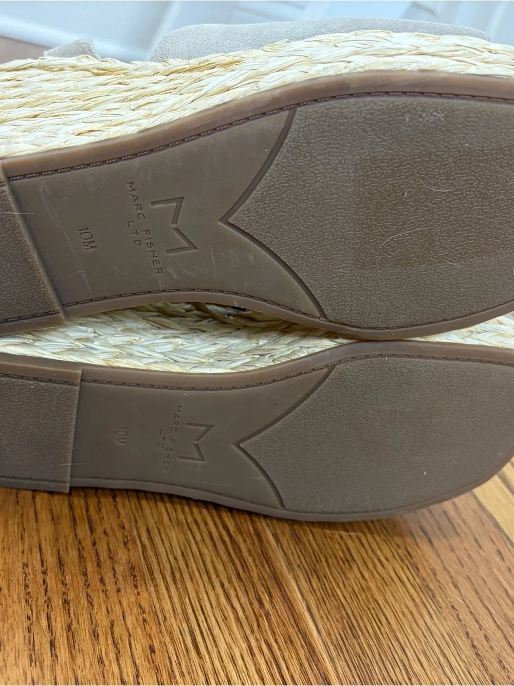 NWOB Marc Fisher LTD Nelly Ankle Strap Wedge Sandal Taupe Suede (10)
